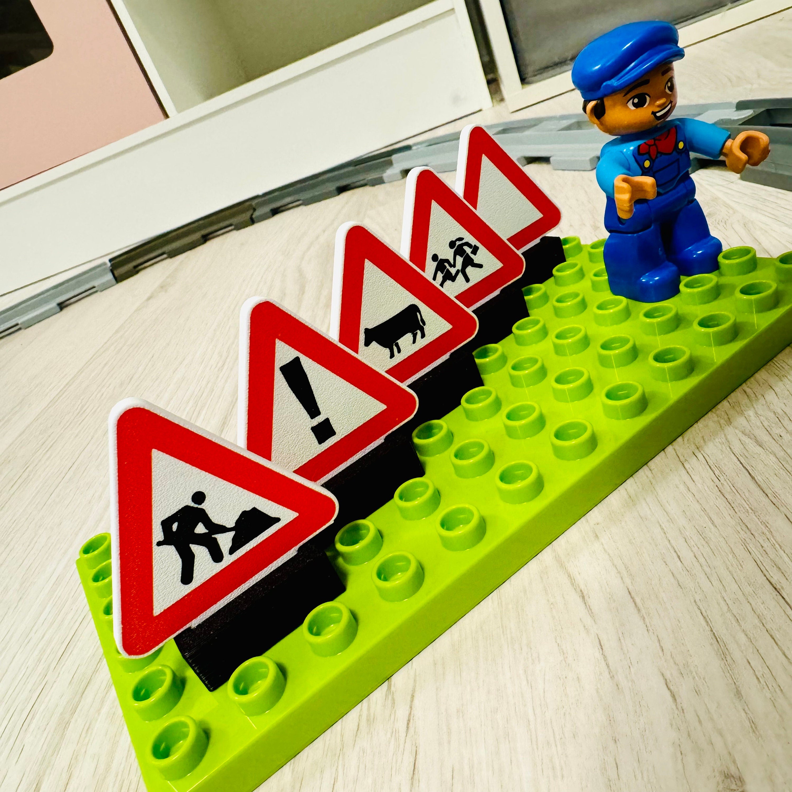 Duplo Compatible Road Signs | Warning Triangle Sign | City Landscape | Role Play | Crossing | Lego