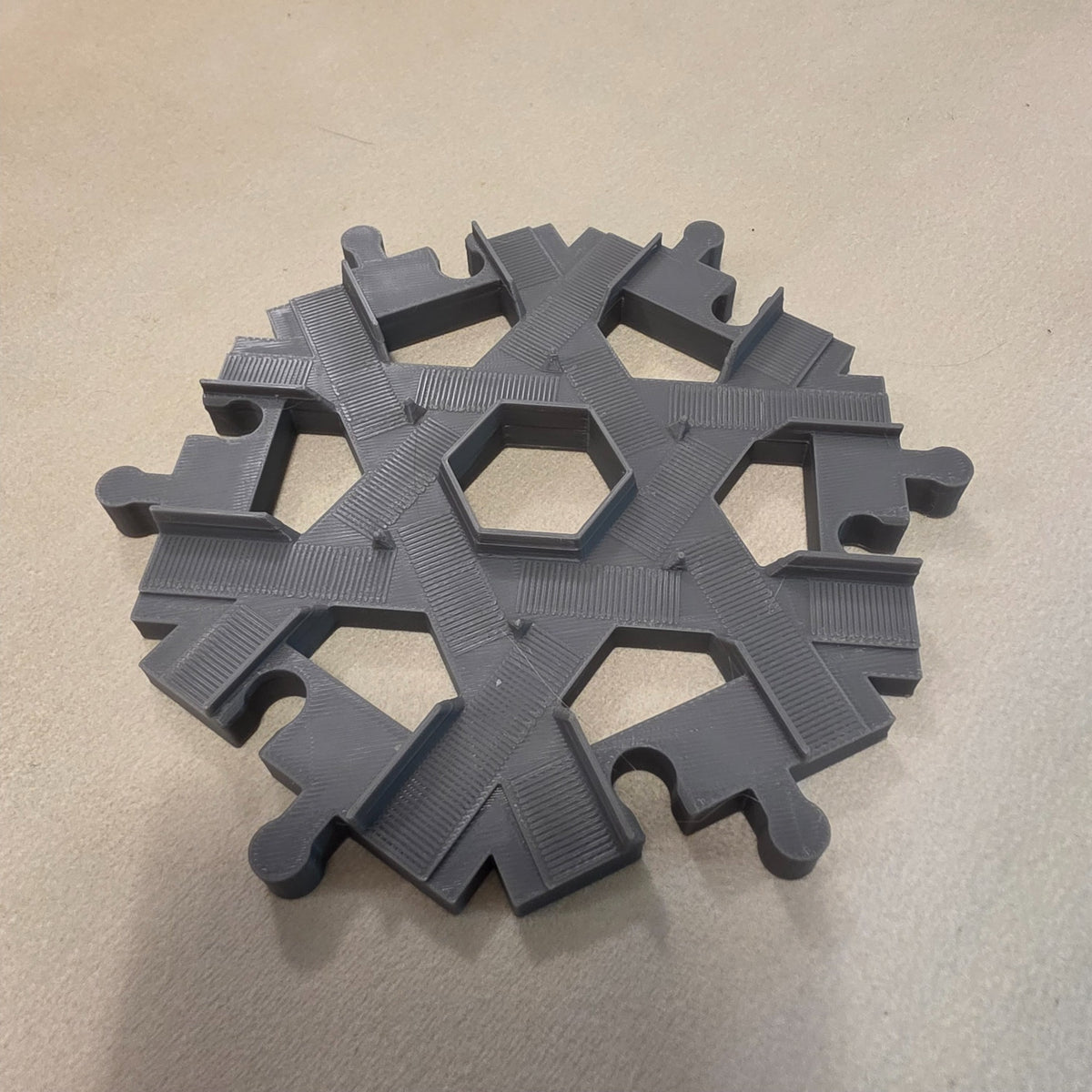 Compatible DUPLO-style replacement train track piece
